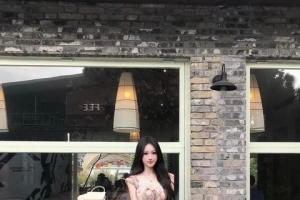 ��������Ů�ֻ���ֽ