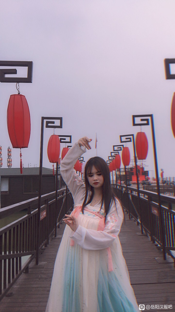 һ𴩺ȥͬ  Լ顭ߵ,-7.jpg