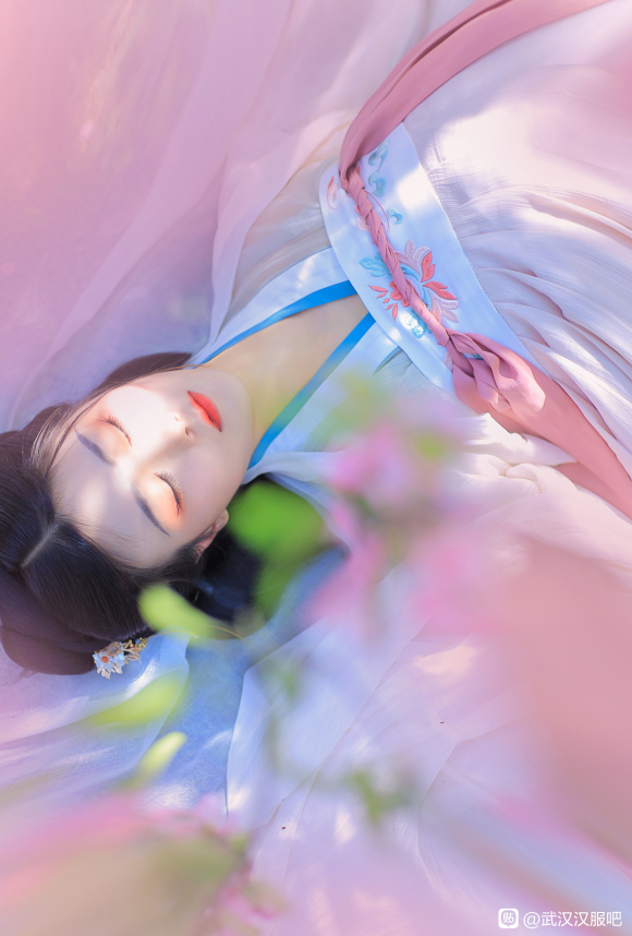 Լġ»人|һʮɽ-1.jpg