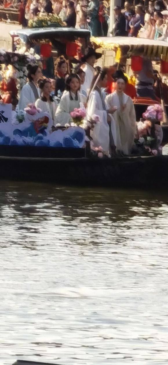 ~ȥ10µ׵ġڡ-1.jpg