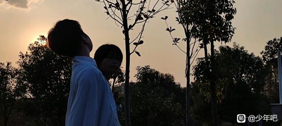 ꡿-1.jpg