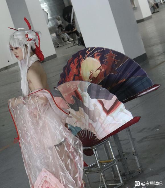 ʮ·ȥչĵcoser,ٺ&amp;amp;#xF601;-4.jpg