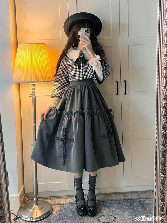 claϵloƺ-4.jpg