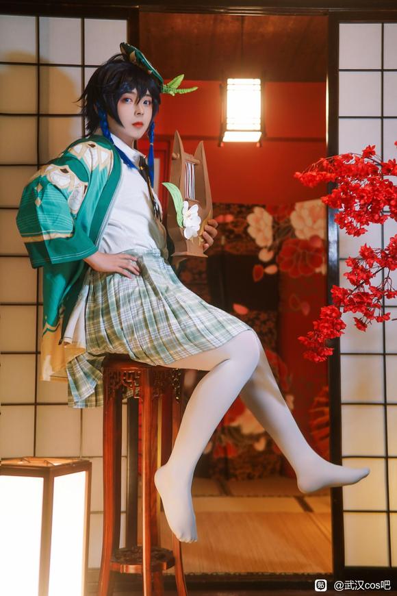 cosƬԭ µ Ůװͬ-1.jpg