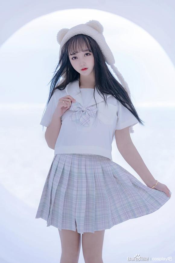 COSƬcosplay-1.jpg