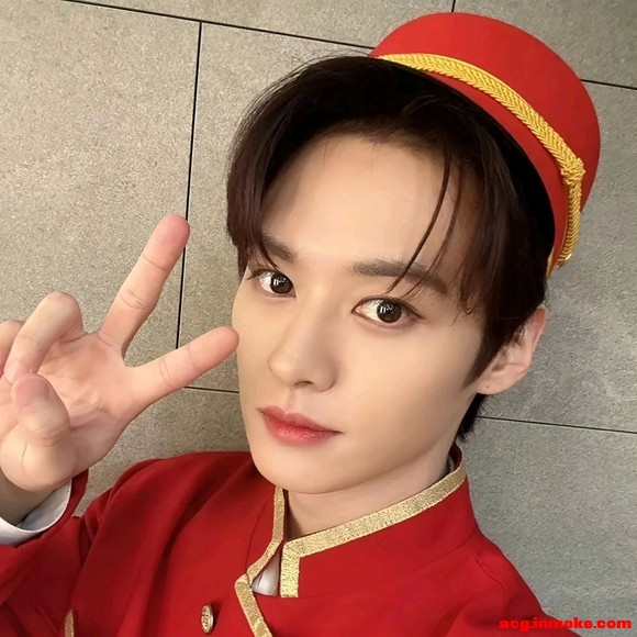 stray kids,ͷֽ-4.jpg