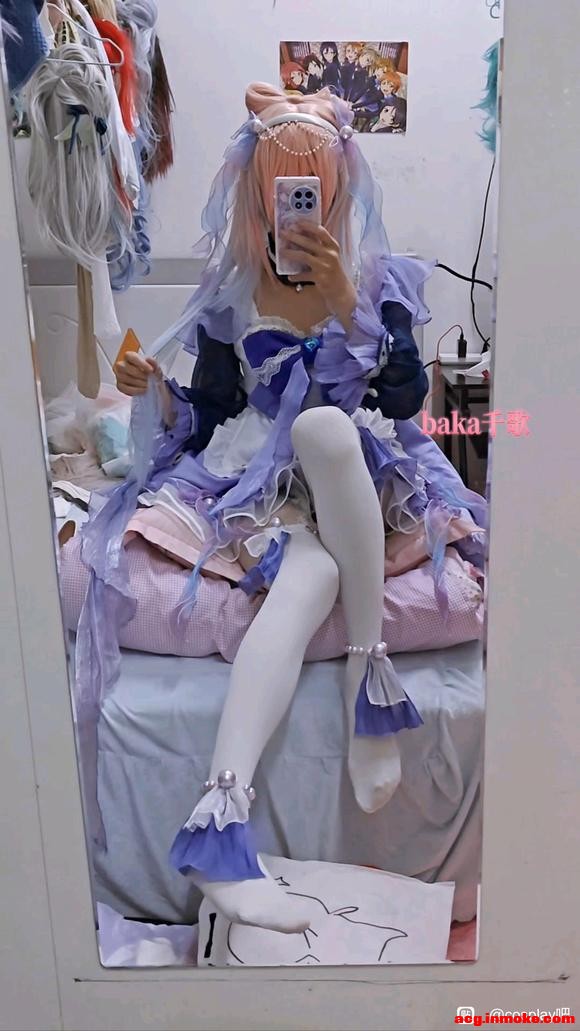 COSƬcos-5.jpg