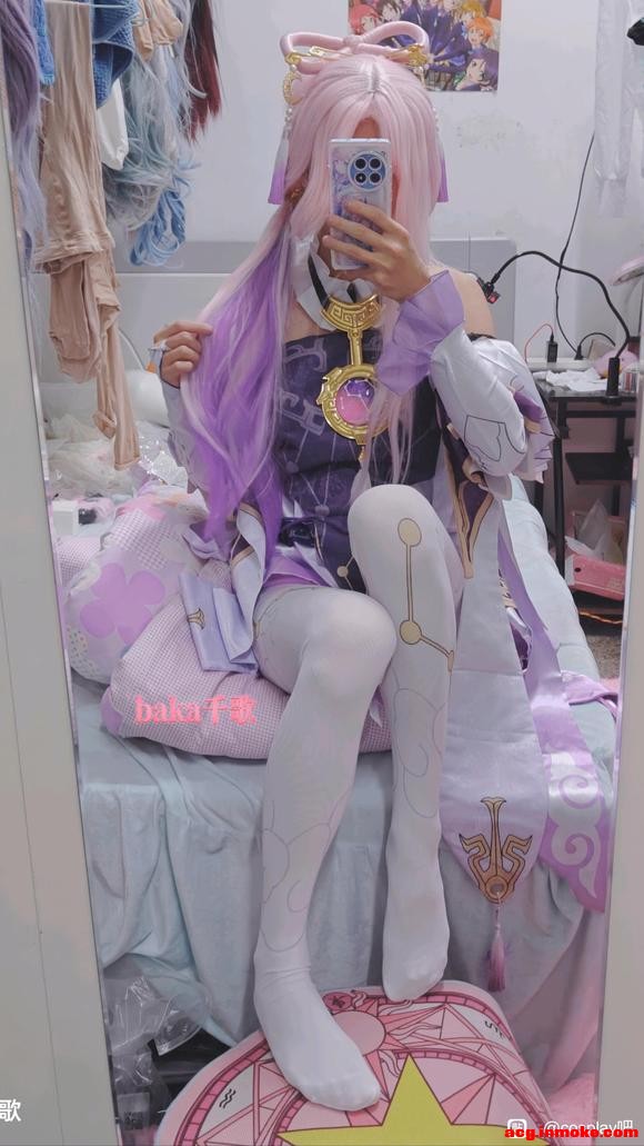 COSƬcos-1.jpg