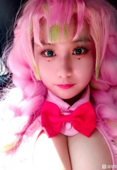 CosƬ