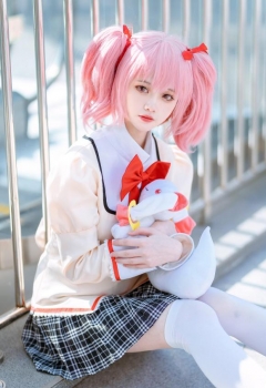COSƬ