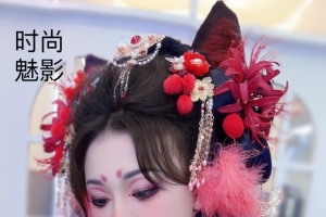 ����ŷ�ױ��Ҳ̫�ÿ��˰ɣ���С�����һ��ѧ����ױ�������ߵ�