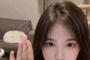 �ж���yq�����诵��ֻ���ֽ��