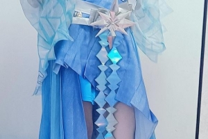 ��COS��Ƭ���²�����˭