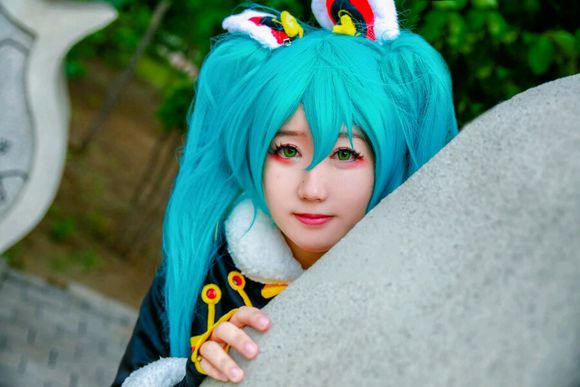 H4IK5MmdkwzH9841.jpg