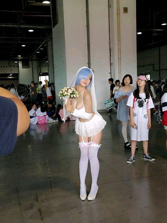 Xvy09eCPsES66c0y.jpg