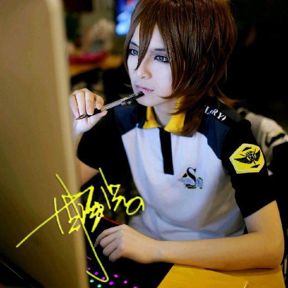 JhyOwofLP577KafS.jpg