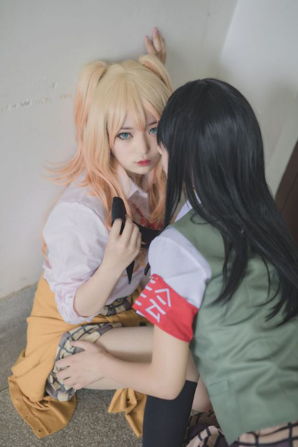 zNf37BbdJFb1yZ79.jpg