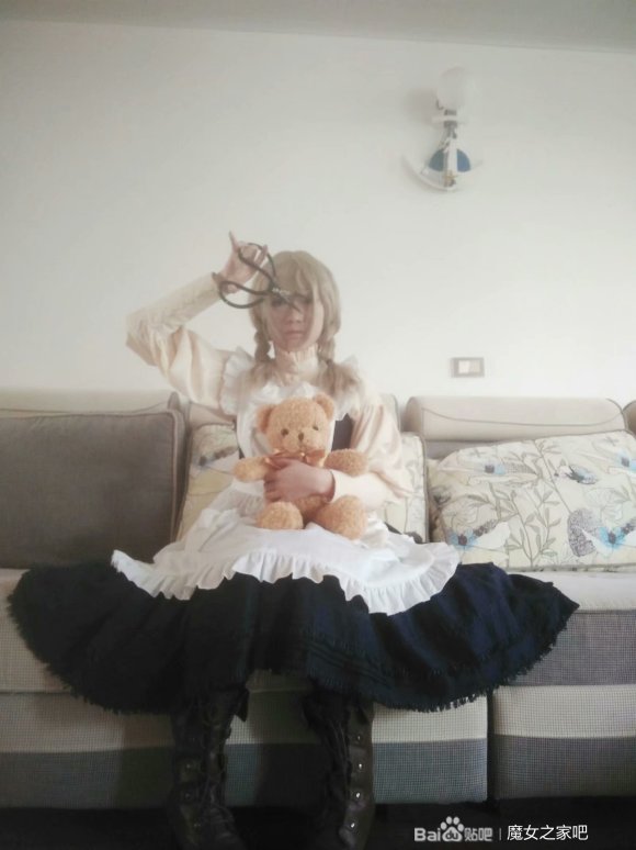 cosƬEllen-2.jpg