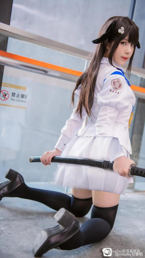 cos:չ-7.jpg