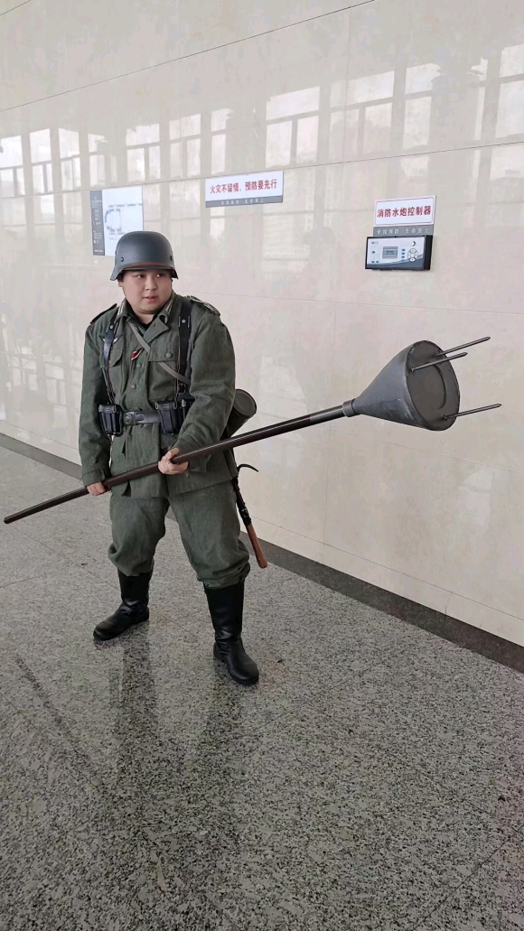 չμ(ȫ)-1.jpg