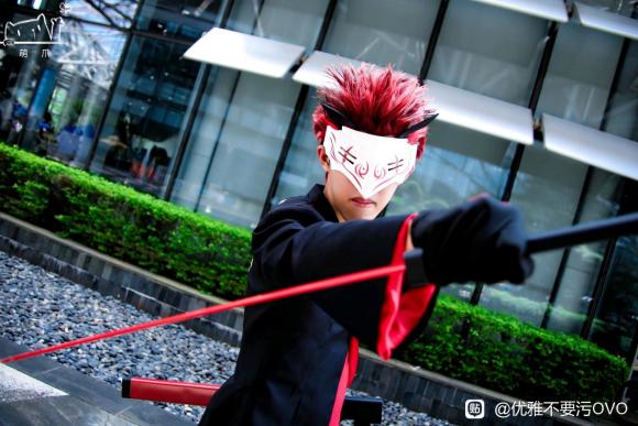 RWBY Cos ƬAdam Taurus + Ƶ-9.jpg