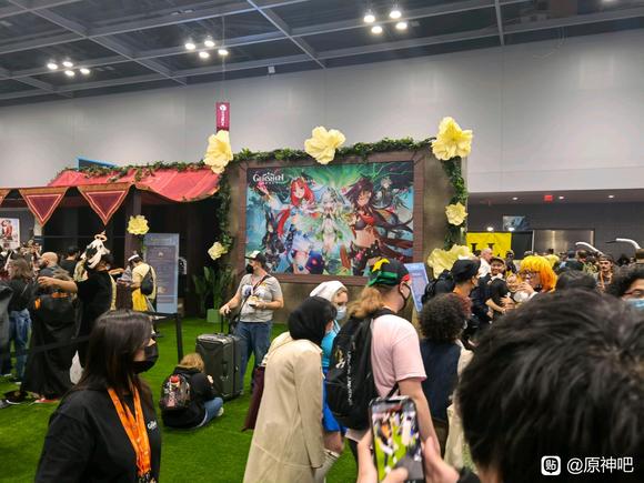 ŦԼչcomic con-1.jpg