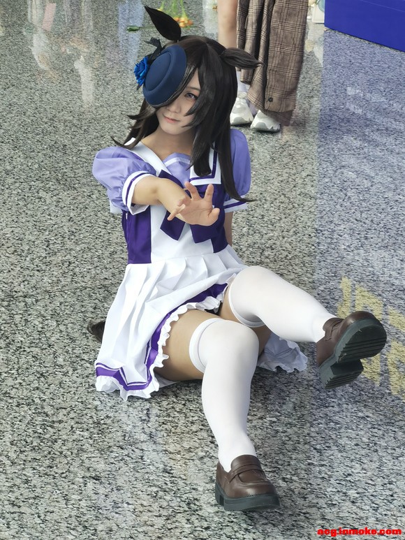 չCOS-2.jpg
