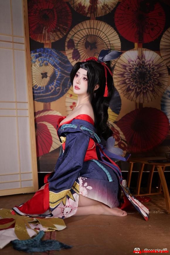 COSƬcos-8.jpg