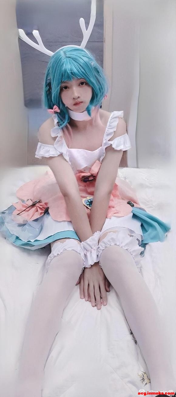 COSƬcos-4.jpg