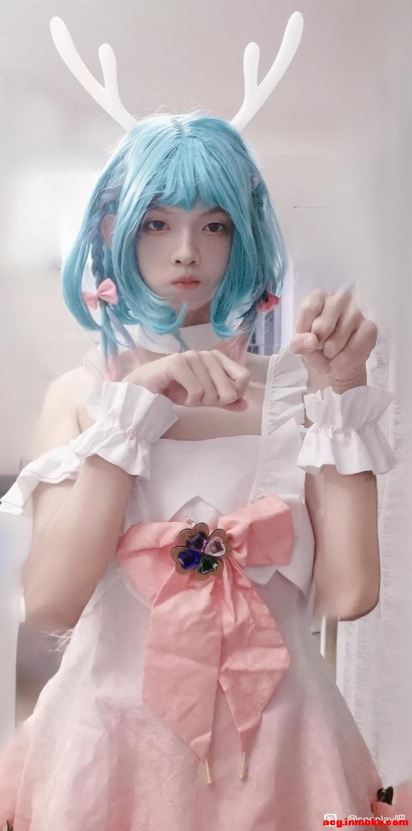 COSƬcos-5.jpg