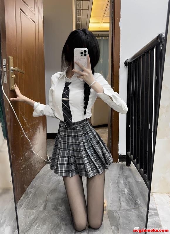 COSƬCOS˰-1.jpg