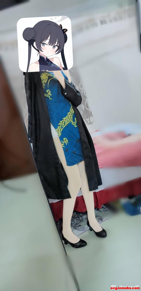 COSƬcos-2.jpg
