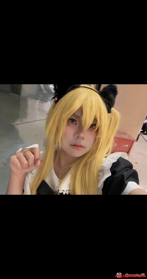 COSƬcos-4.jpg