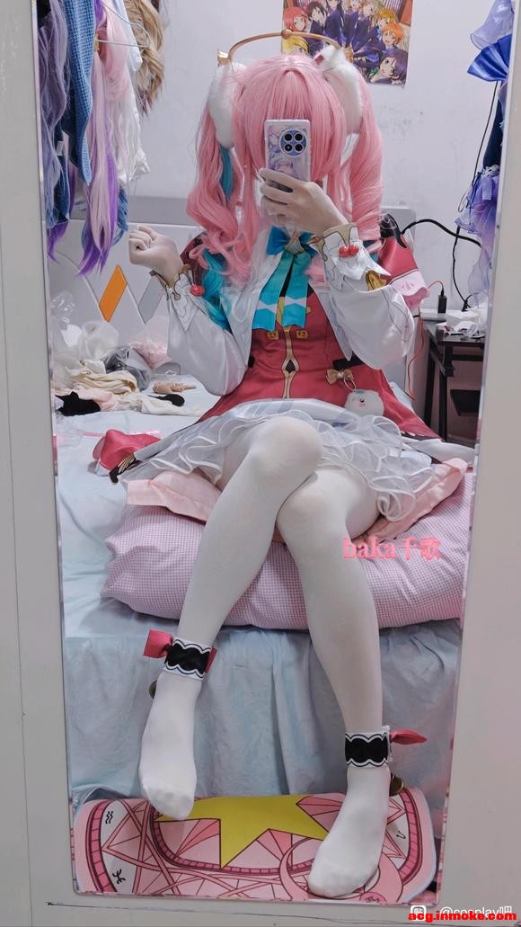 COSƬcos-1.jpg