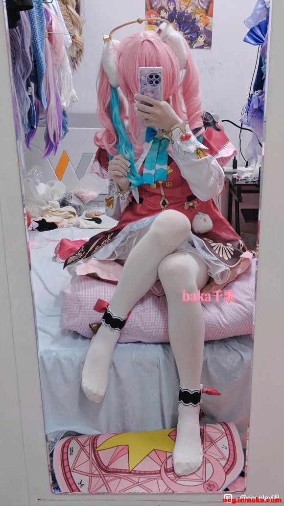 COSƬcos-2.jpg