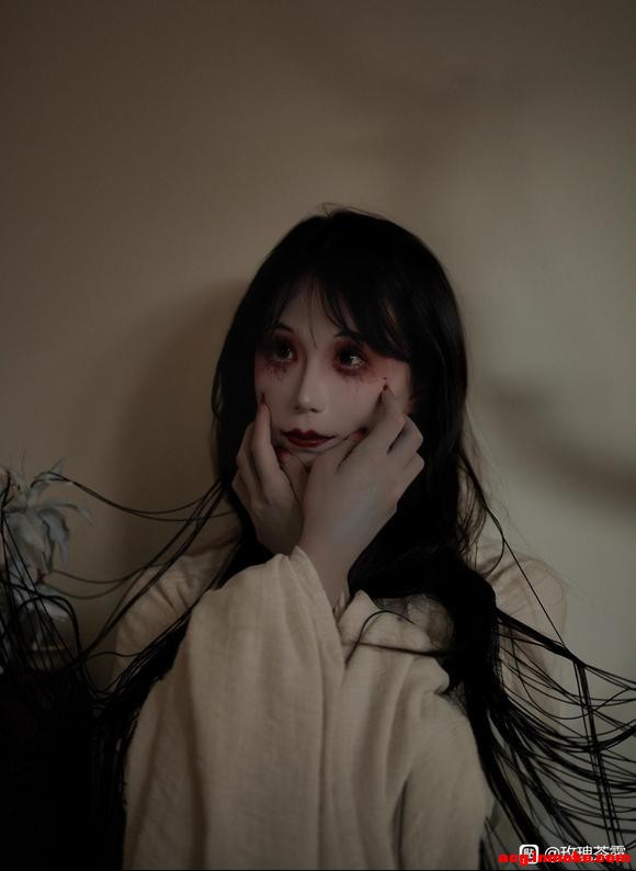 COSƬ¹-7.jpg