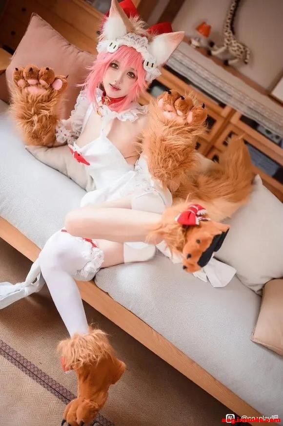 ��COS��Ƭ���۷��޶���ϵCoser-4.jpg