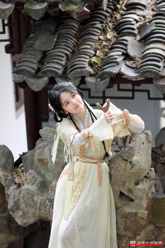 �ж���yq�����诵��ֻ���ֽ��