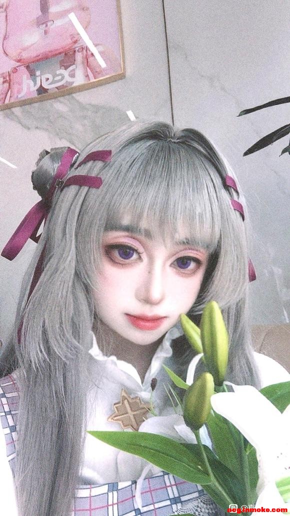 �ǽ�����İ�ʵС��(?>?<)/?