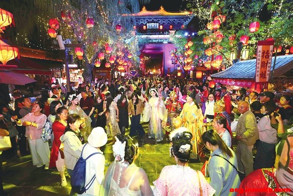 ����ҹ������ʱ ҹ���ú��ԡ�ԽҹԽ������-1.jpg