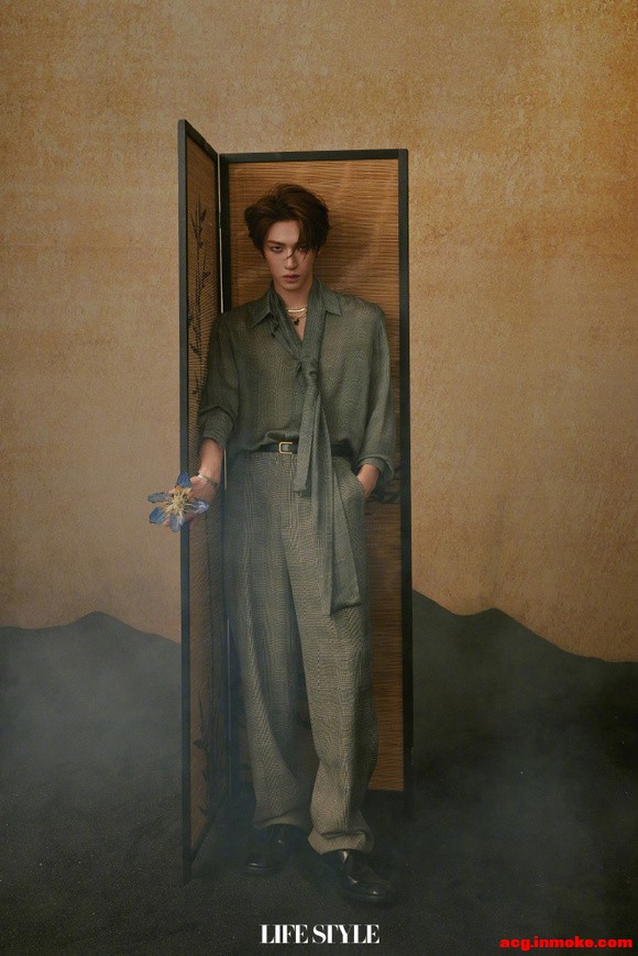 ��Ʒ����ָ��LifeStyle  2025  5�� ����ʫ�黨������Ƭ-3.jpg