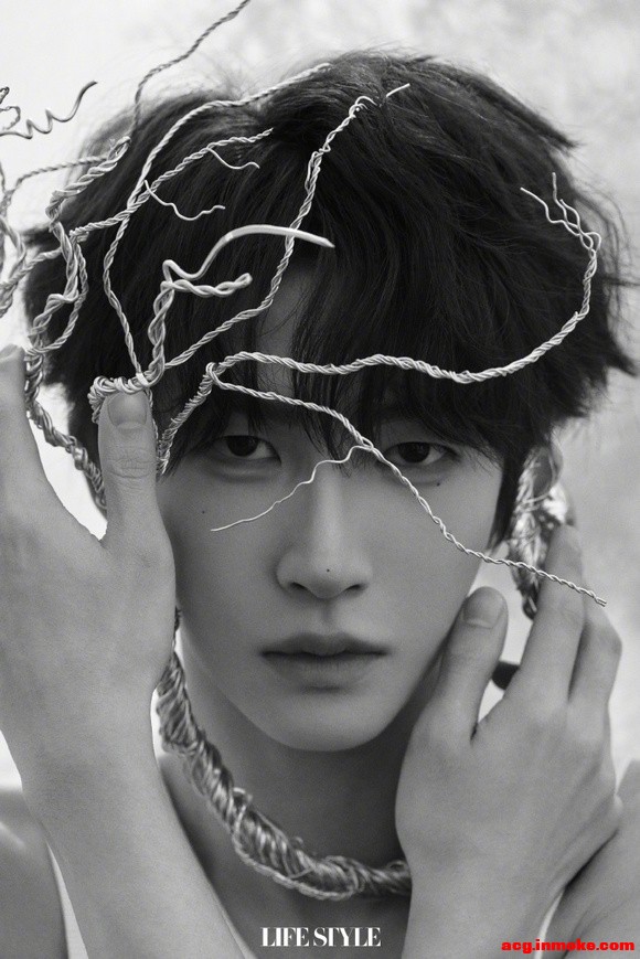 ��Ʒ����ָ��LifeStyle  2025  5�� ����ʫ�黨������Ƭ-2.jpg