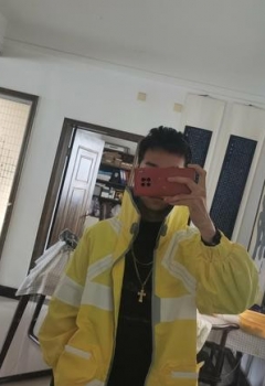 COSƬAim higher,out with a bong
