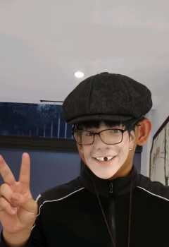 COSƬ