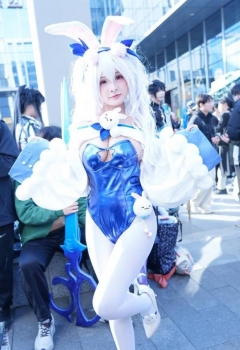 ��COS��Ƭ��ѩ����Ů��ļ��