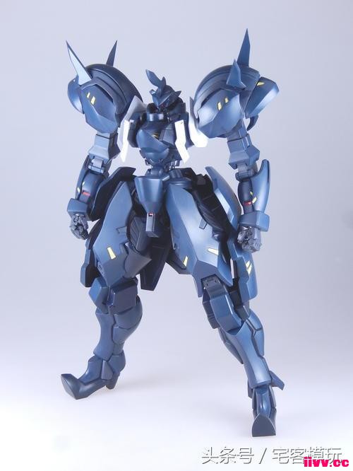 ѶͬڥBUSTER DRESSGKģͶ