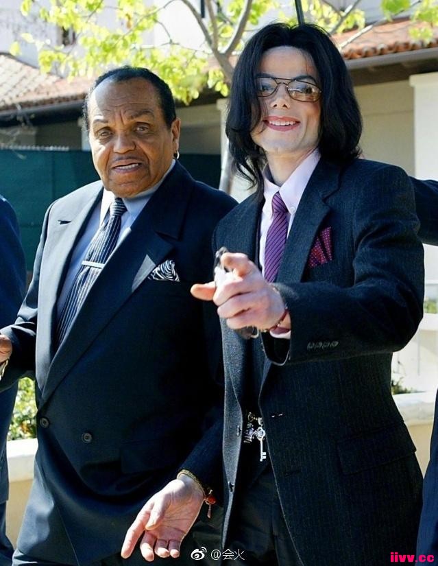 ǹ˾ŲУMJײţMJͬһĹ԰