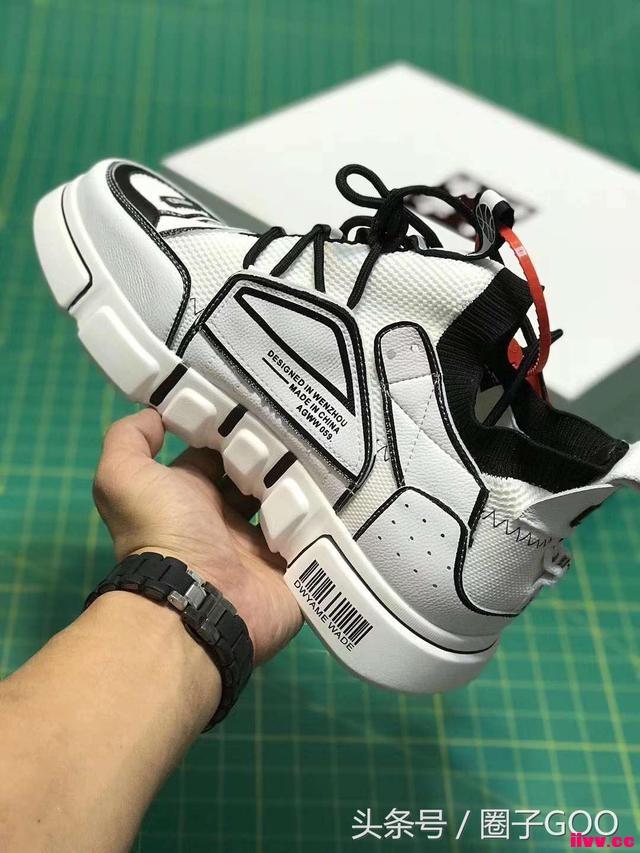  Lining  2 ACE NYFW˶Ь