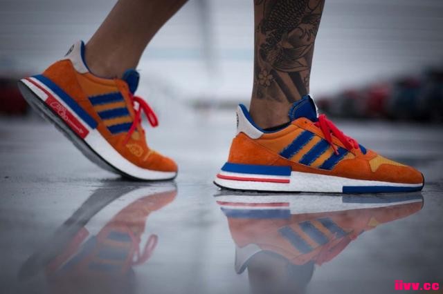 ԾͲһˣAdidas ZX500 RM ա Ͻ