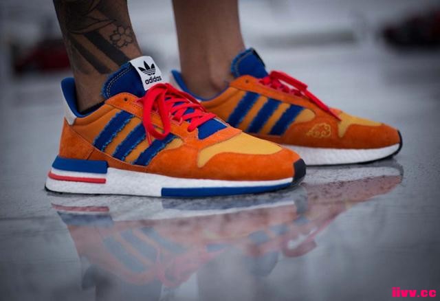 ԾͲһˣAdidas ZX500 RM ա Ͻ